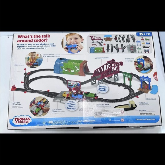 Fisher Price Talking Thomas & Percy Train Set, Motorized Train and Track Set NEW - Picture 2 of 5